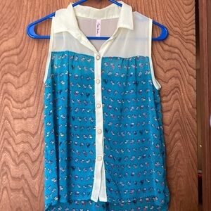 New Tower adorable cat lover sleeveless blouse GUC size small